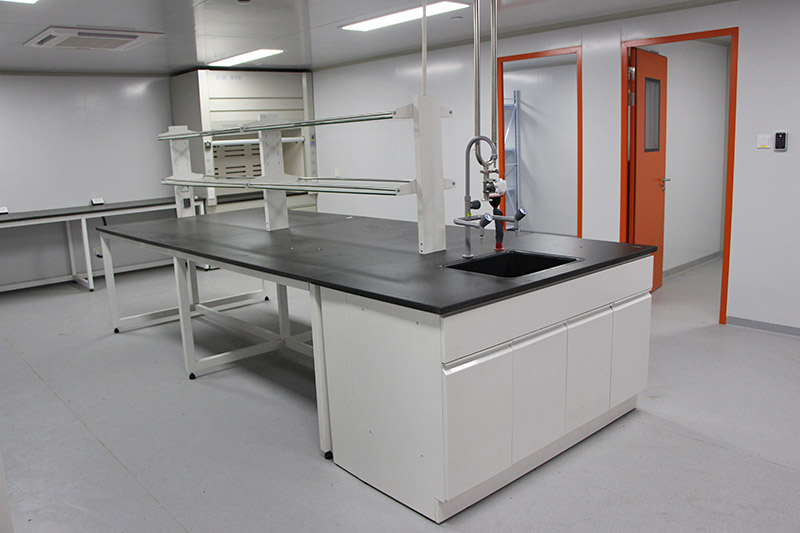 潔凈實驗室的實驗臺建設應注意哪些問題